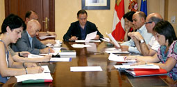 Cecilio Vadillo preside la reuniÃ³n del Plan de Empleo Agrario