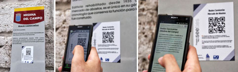 Un usuario escanea con su 'smartphone' un cÃ³digo QR y accede a la informaciÃ³n del edificio histÃ³rico.